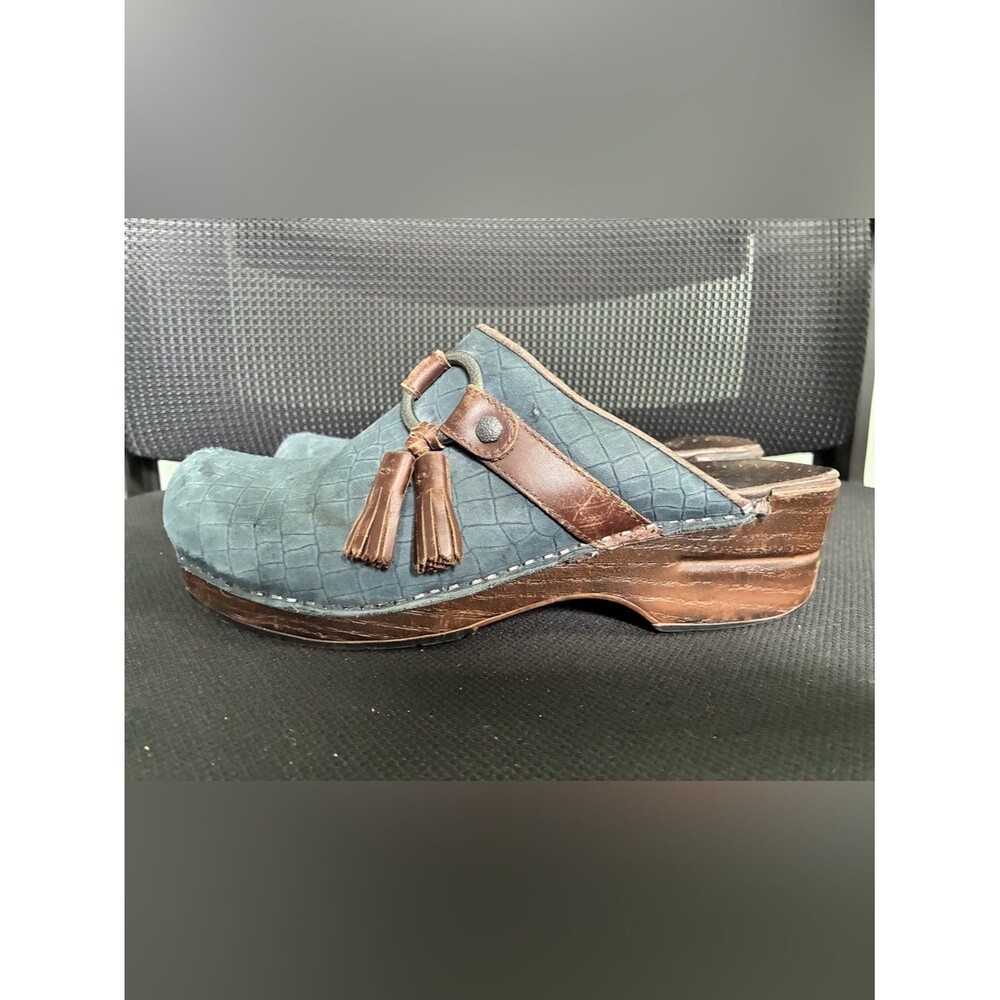 Women's Dansko Shandi Blue Suede Platform Clogs Tassel 38 US 7.5